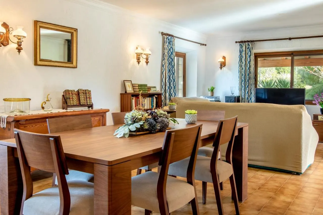 Villa Granoters By Homevillas360 포엔샤